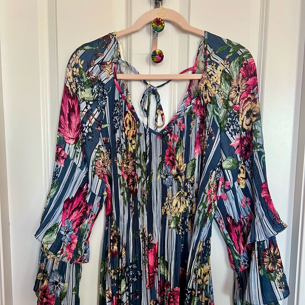 Kate & Mallory Vibrant Floral Pleated Blouse